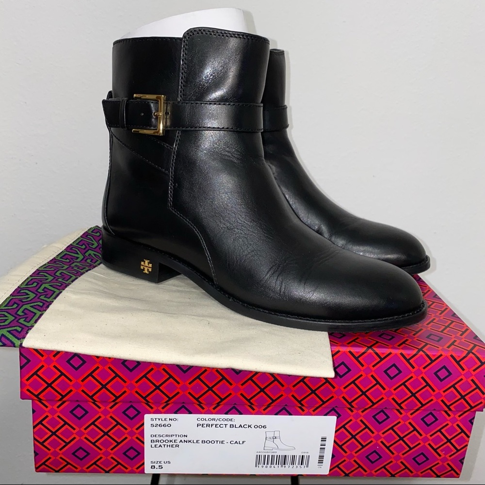 TORY BURCH ANKLE BOOT